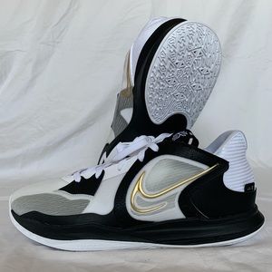 Kyrie Low V Size 13.5